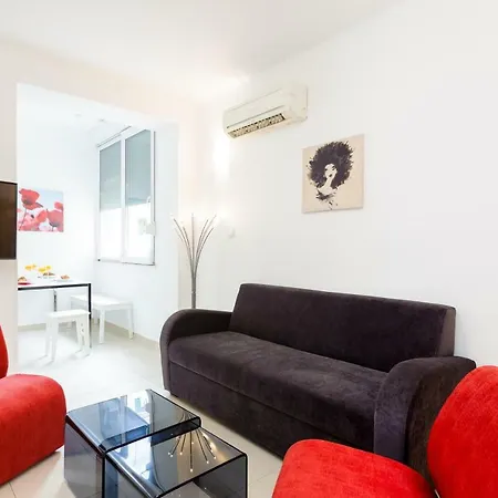 Marina's Place Apartmán