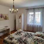 아파트 Marina's Place *
